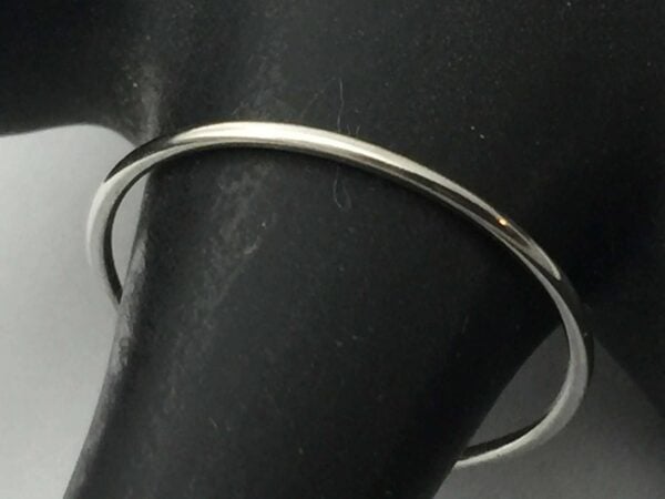 950 Platinum band, platinum skinny ring, halo ring - Image 2