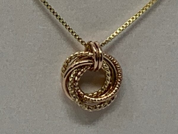 Love knot necklace, Algerian love knot in gold filled on box chain with lobster clasp - Image 2