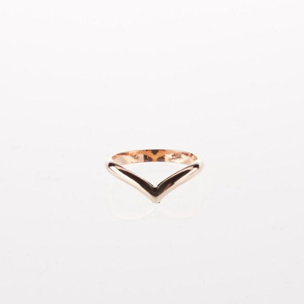 Rose gold chevron ring, handcrafted, 2.5mm wide - Image 3