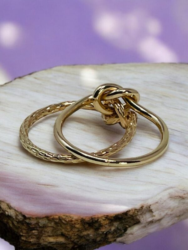 Chunky gold double love knot ring, handmade elegant design with beautiful facets - Image 5