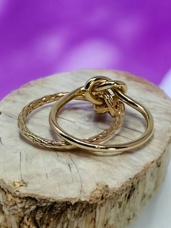 Chunky gold double love knot ring, handmade elegant design with beautiful facets - Image 7