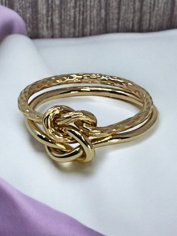 Chunky gold double love knot ring, handmade elegant design with beautiful facets - Image 10