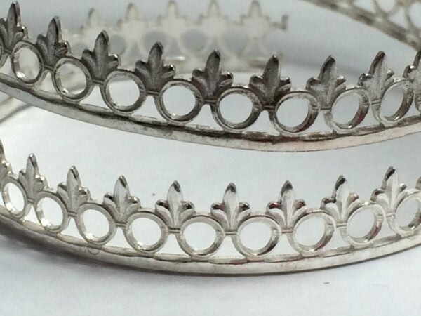 925 Sterling silver fleur de lis gallery wire